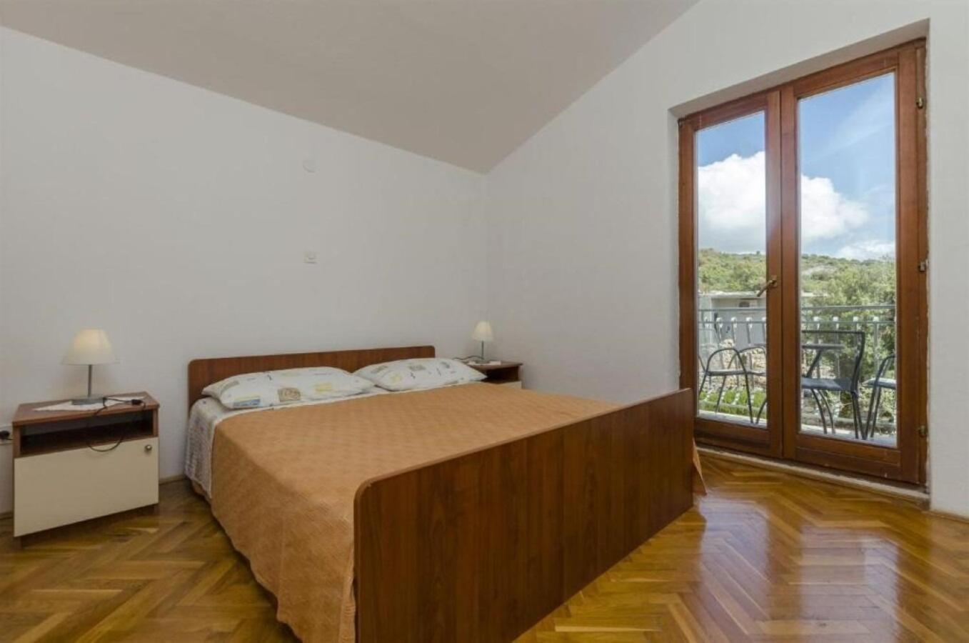 Apartments Mil - 80M From The Sea Sevid Zewnętrze zdjęcie